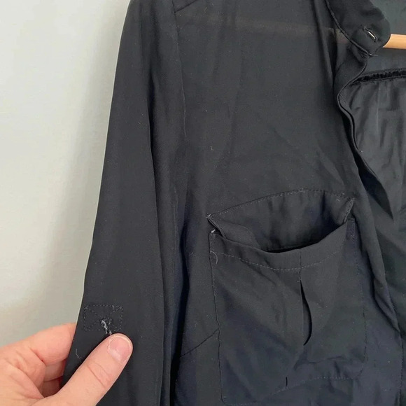 5/20$ Black V-Neck 3/4 Sleeve Button Down Shirt - Picture 3 of 8